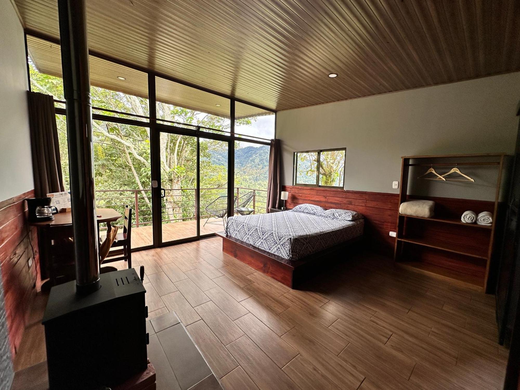 Hotel De Montana El Pelicano San Isidro De El General ภายนอก รูปภาพ