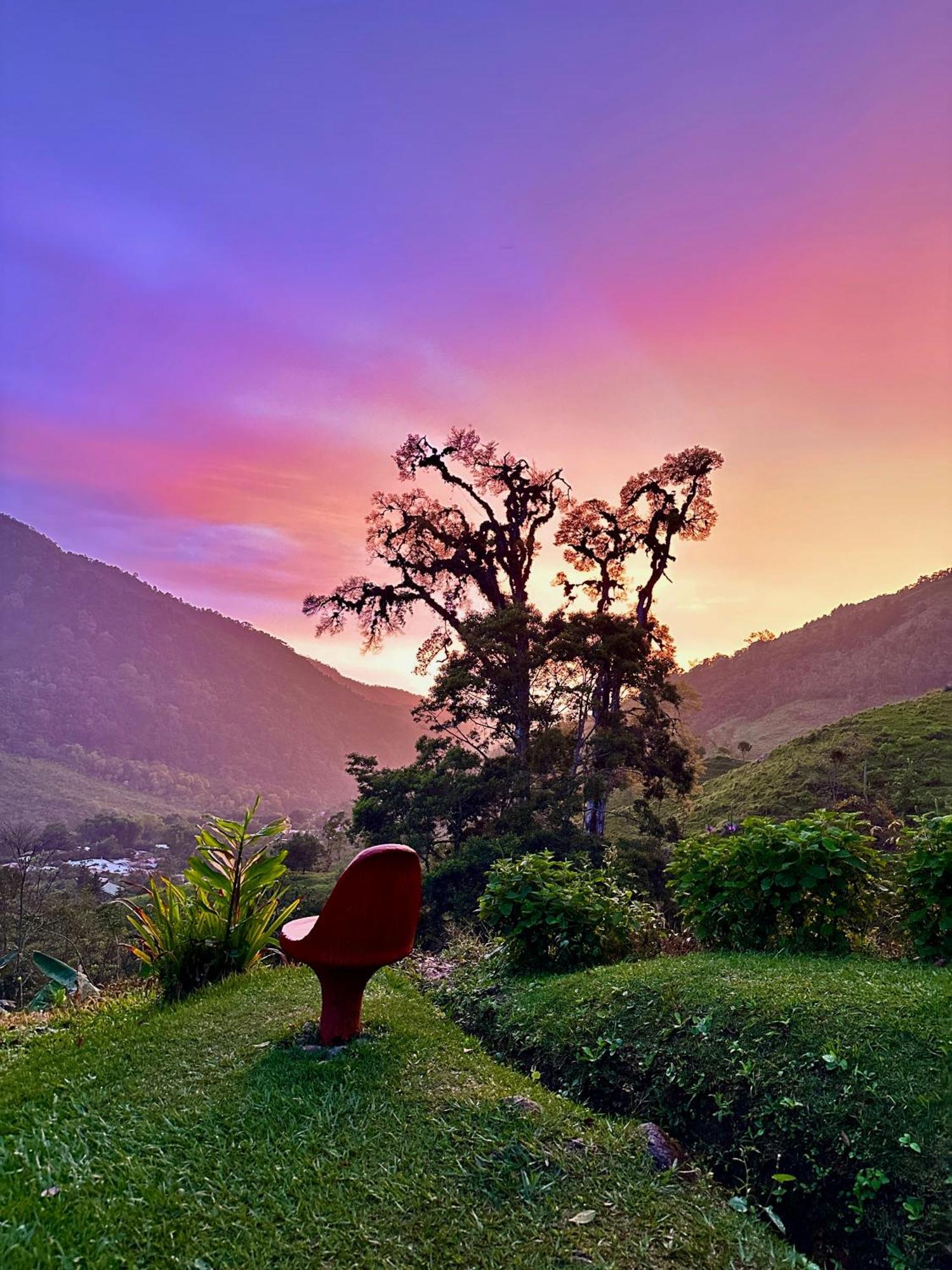 Hotel De Montana El Pelicano San Isidro De El General ภายนอก รูปภาพ