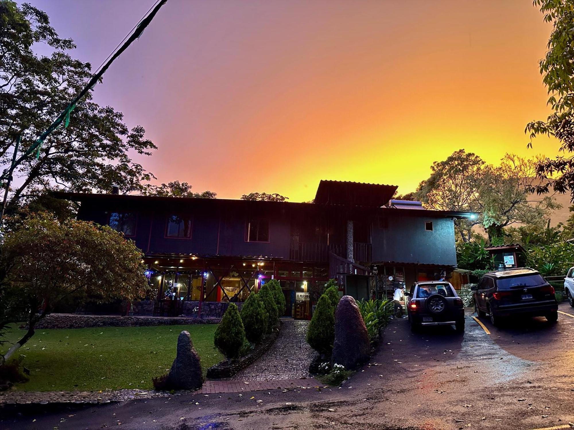 Hotel De Montana El Pelicano San Isidro De El General ภายนอก รูปภาพ